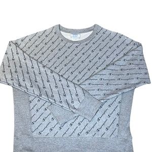 Womens Vintage Champion Reverse Weave Crewneck Sweatshirt Soft and Cozy Size M